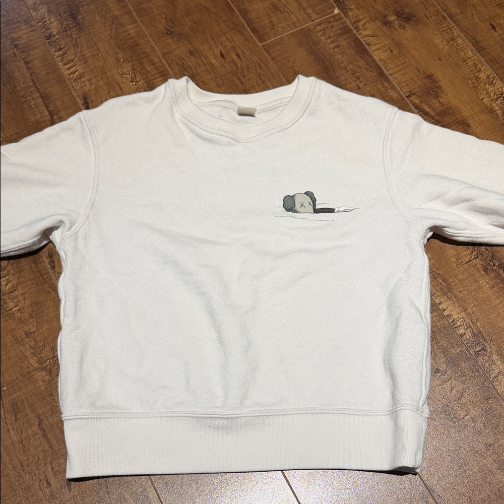 Kids Uniqlo and Kaws sweater